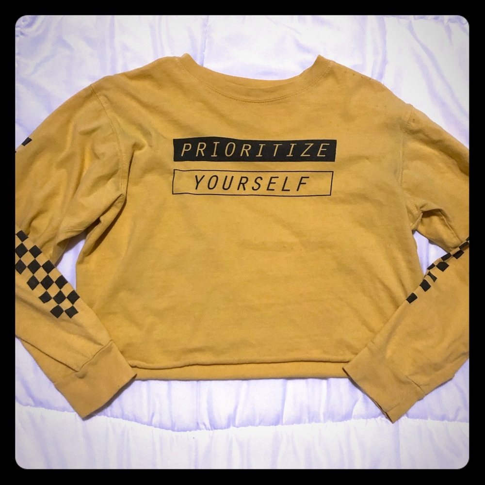 Long sleeve tee shirt